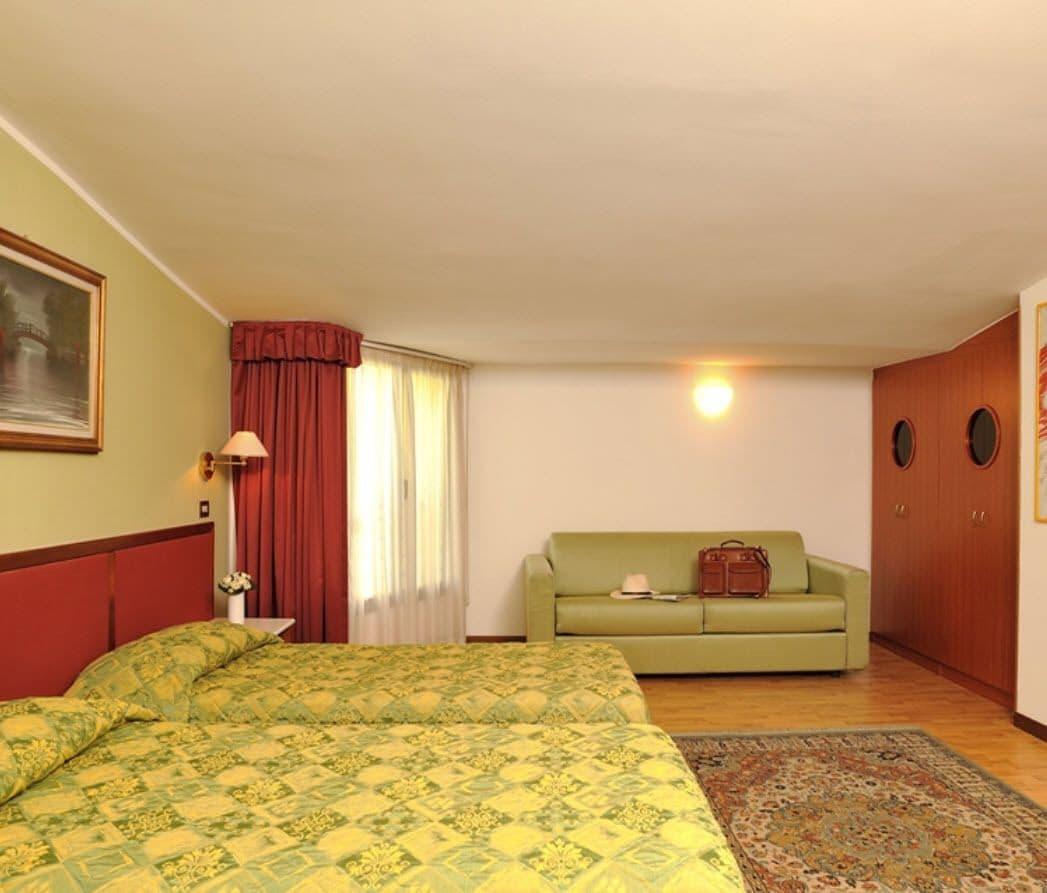 Hotel Olimpia Имола Экстерьер фото