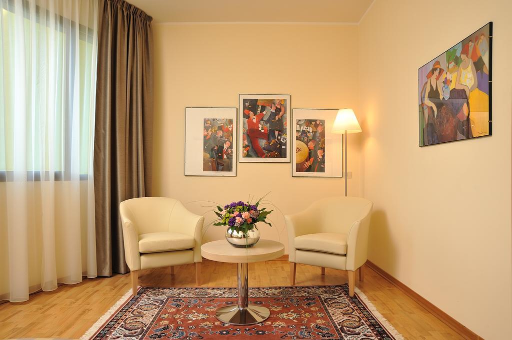 Hotel Olimpia Имола Экстерьер фото